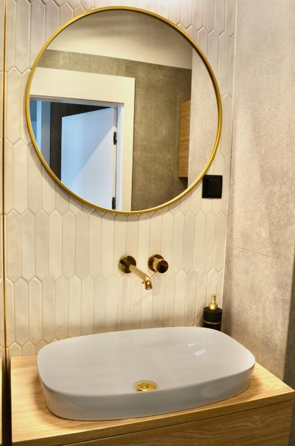 Plac Unii Gold Apartment Gdynia Exterior foto